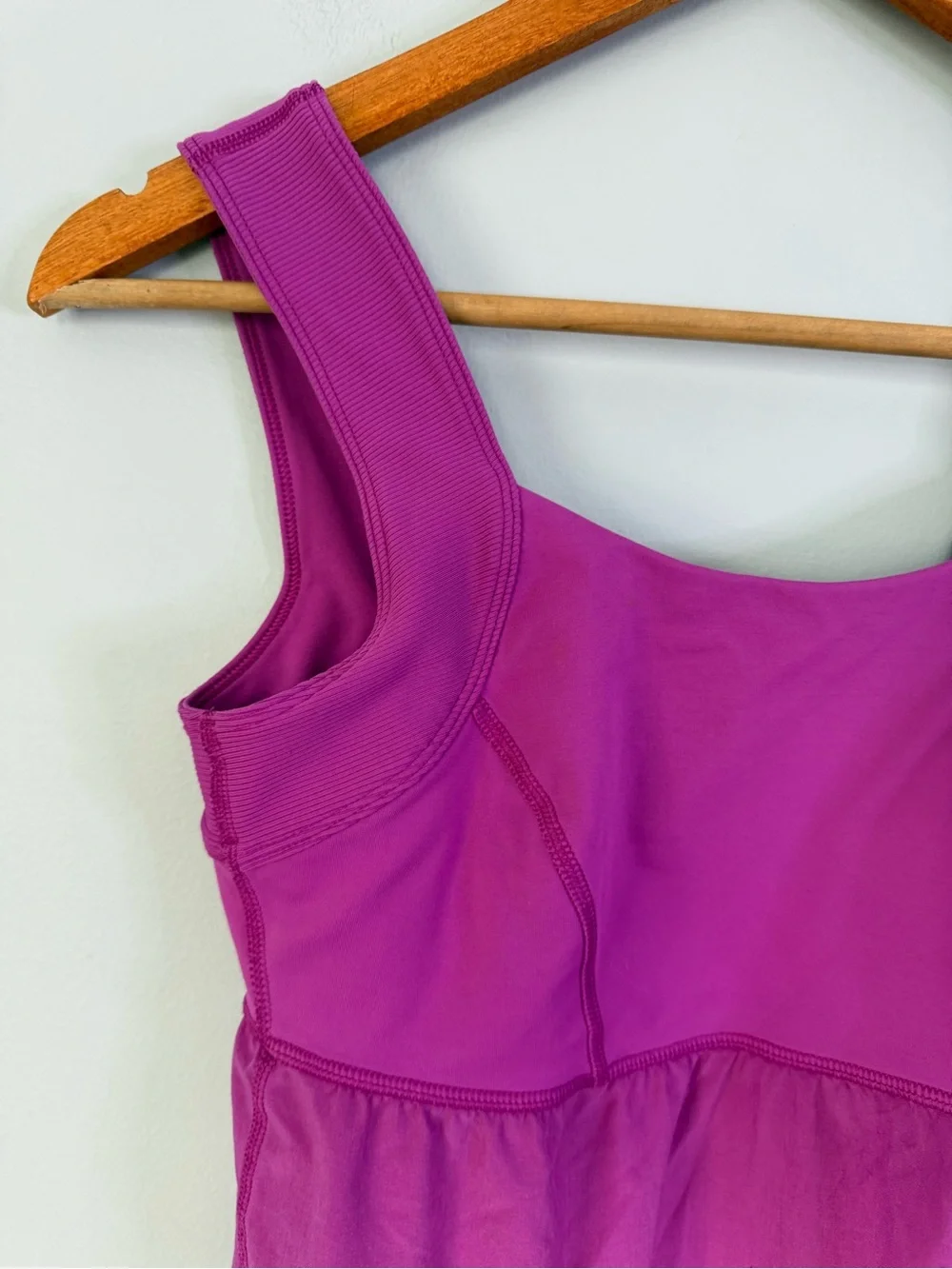 Lululemon Run Chase Me Tank Ultra Violet Purple Cinch Hem Size 4